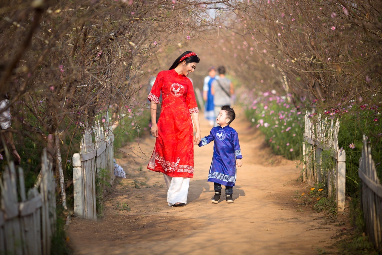 Ngoc Han dao pho Tet anh 5