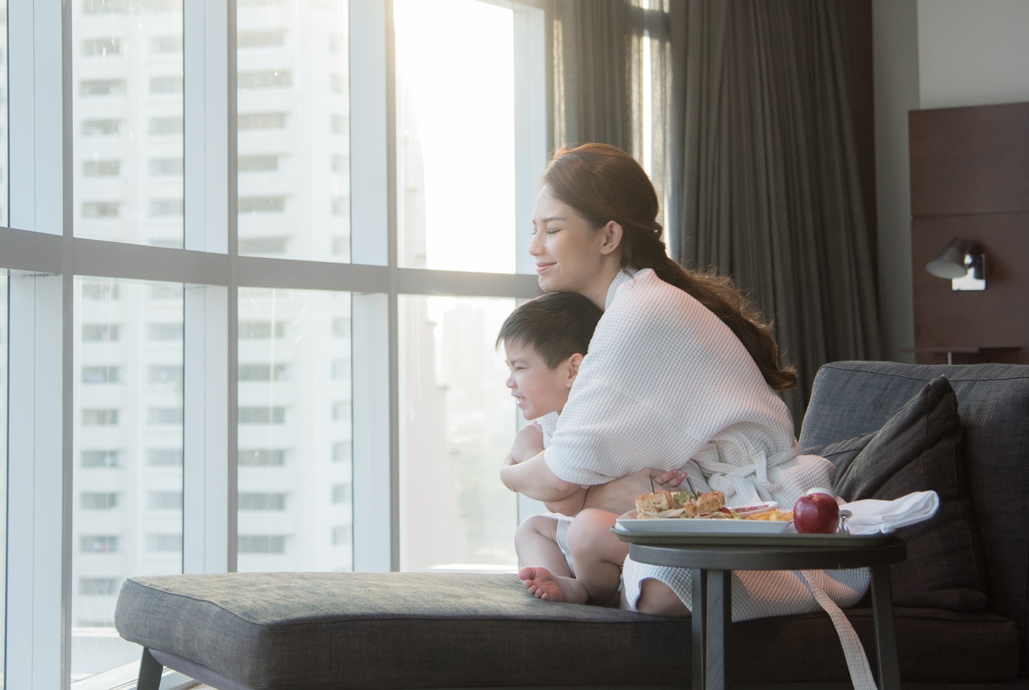 Quynh Chi va con trai anh 1