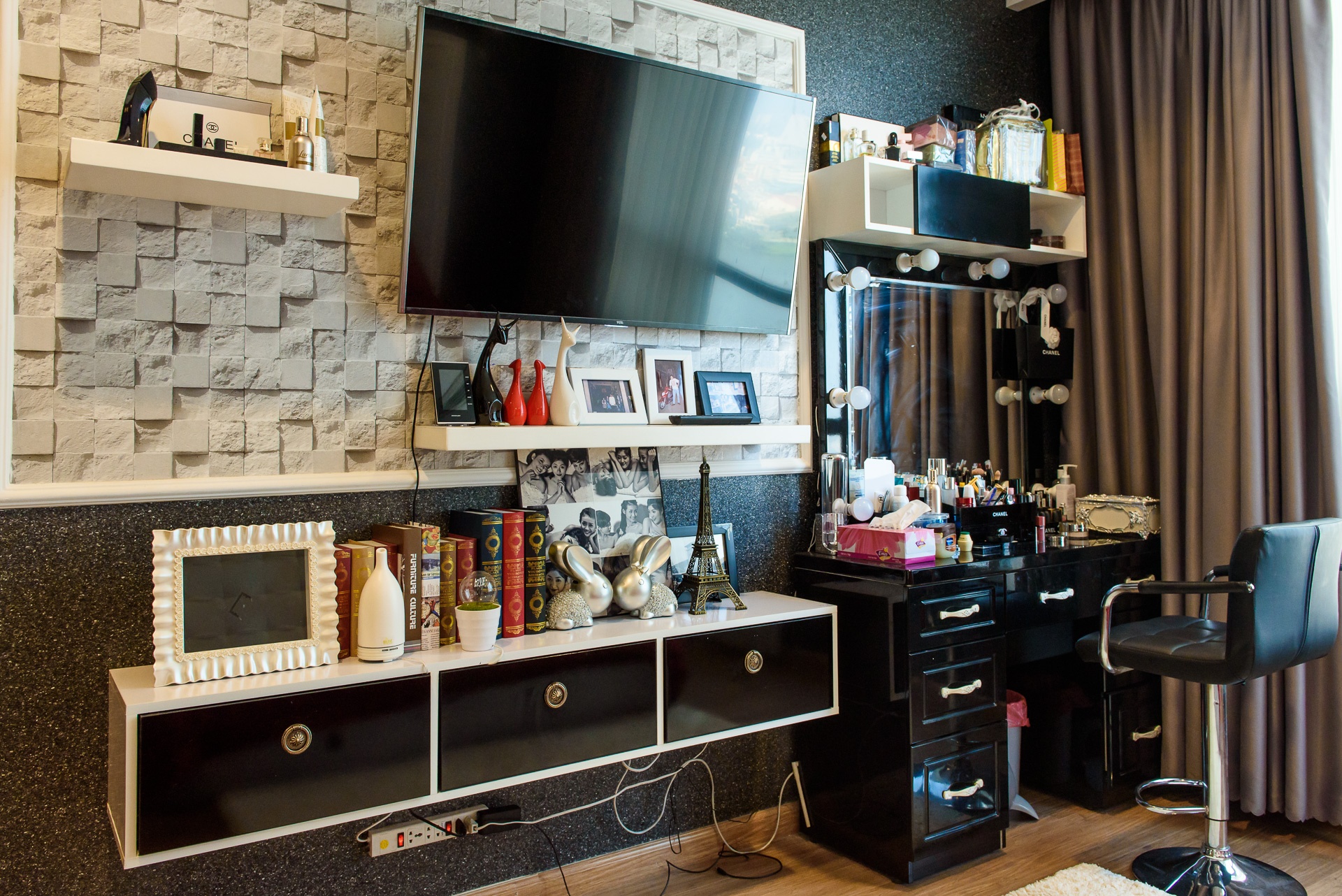 Can ho gan 7 ty dong cua dien vien Huynh Tien anh 2