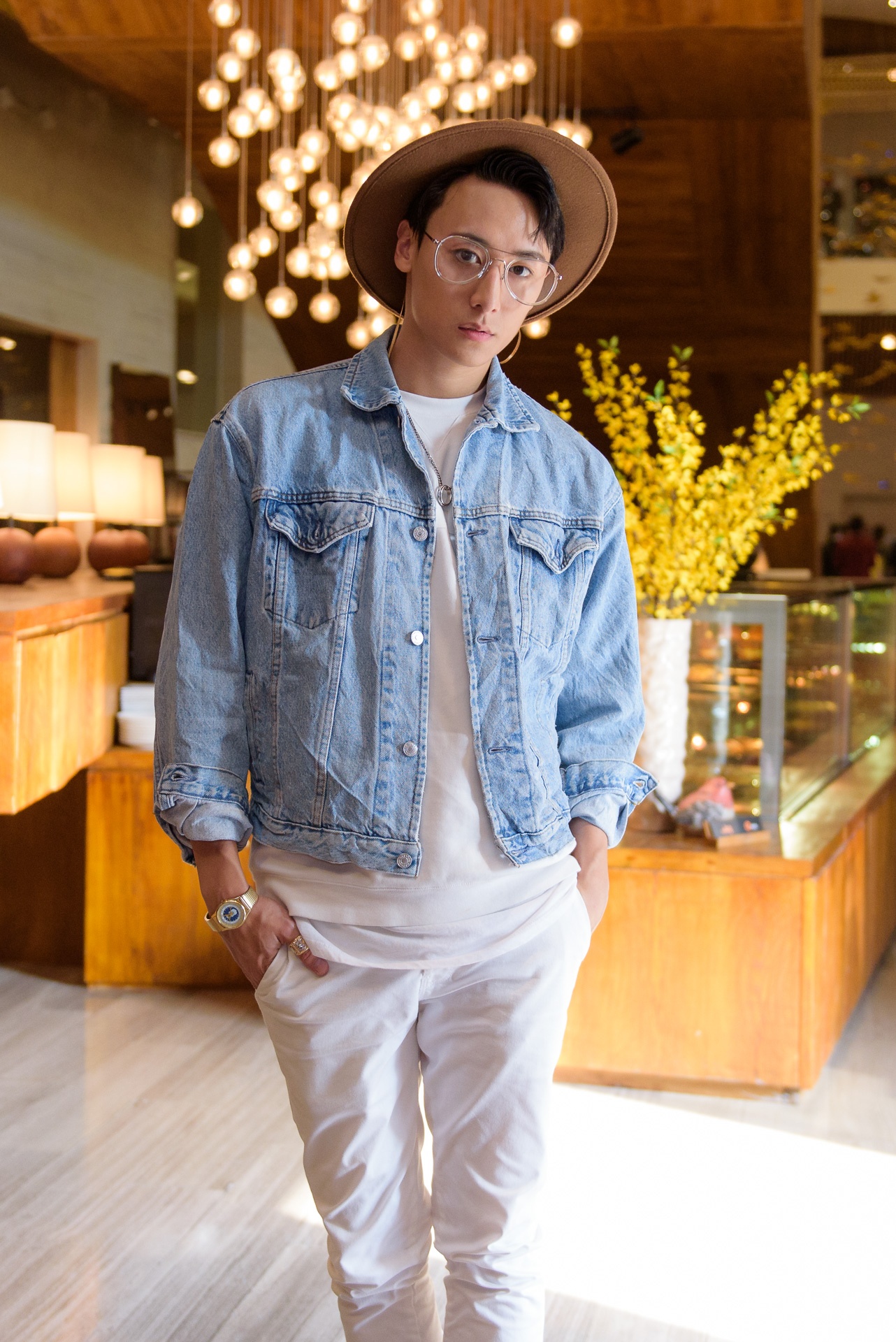 Son Tung M-TP dat nut vang Youtube anh 6