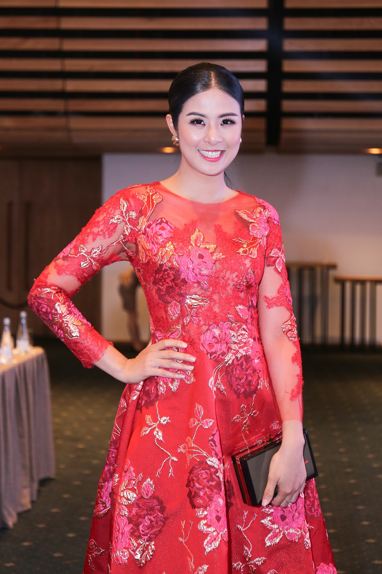 Son Tung M-TP dat nut vang Youtube anh 7