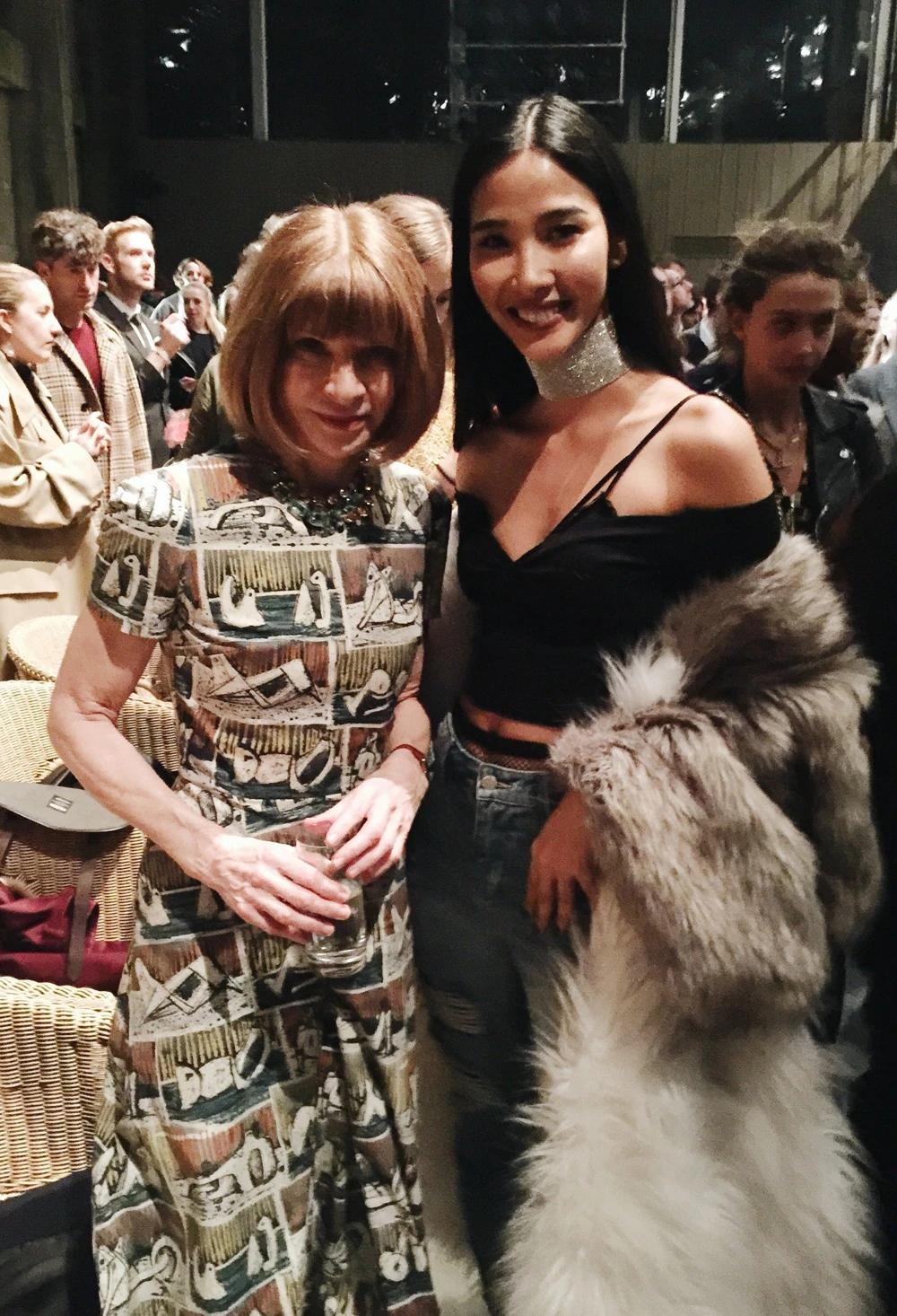 Hoang Thuy ngoi hang dau xem show Burberry anh 4