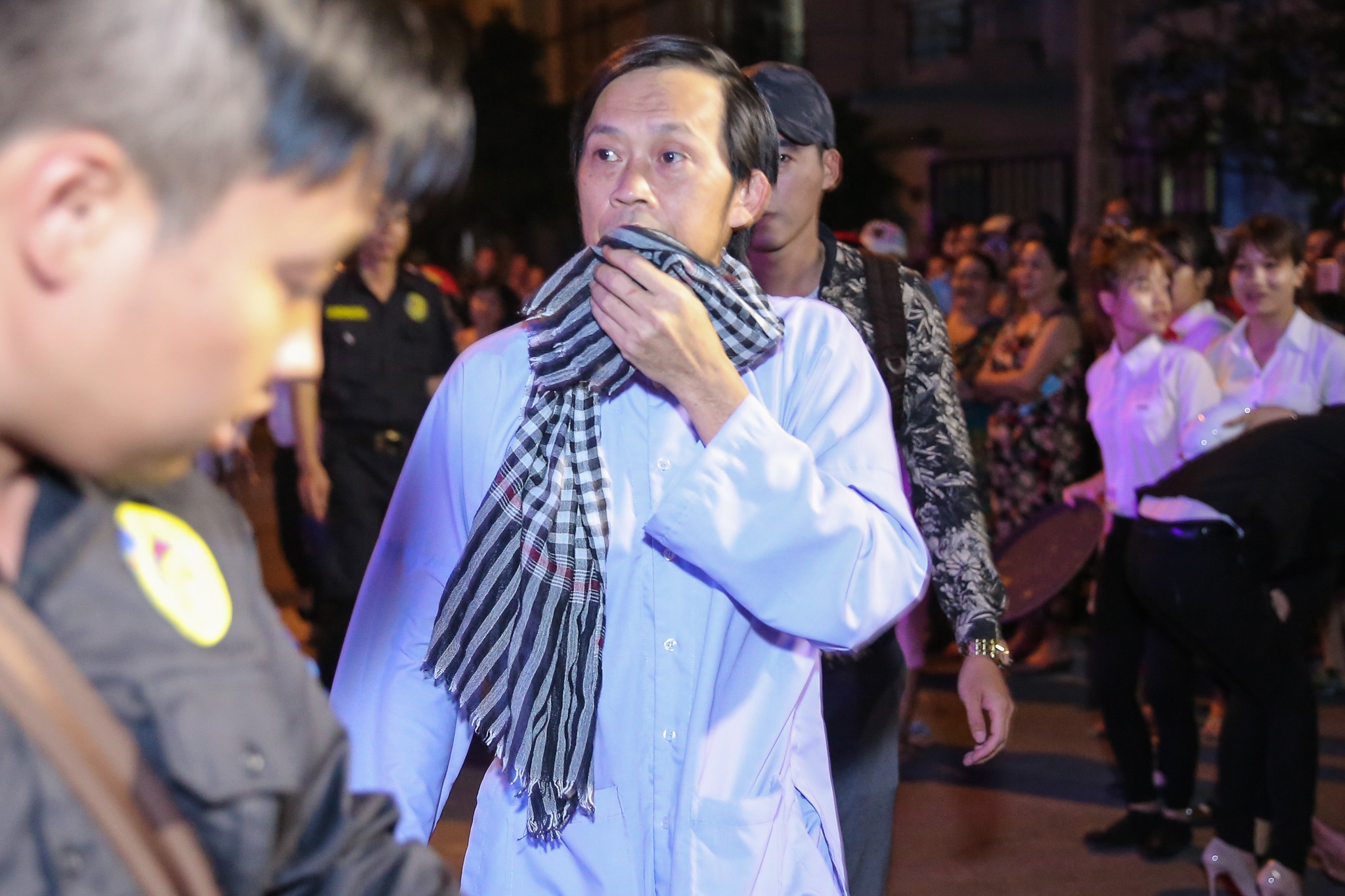 Hoai Linh,  Tran Thanh du dam cuoi khung anh 1