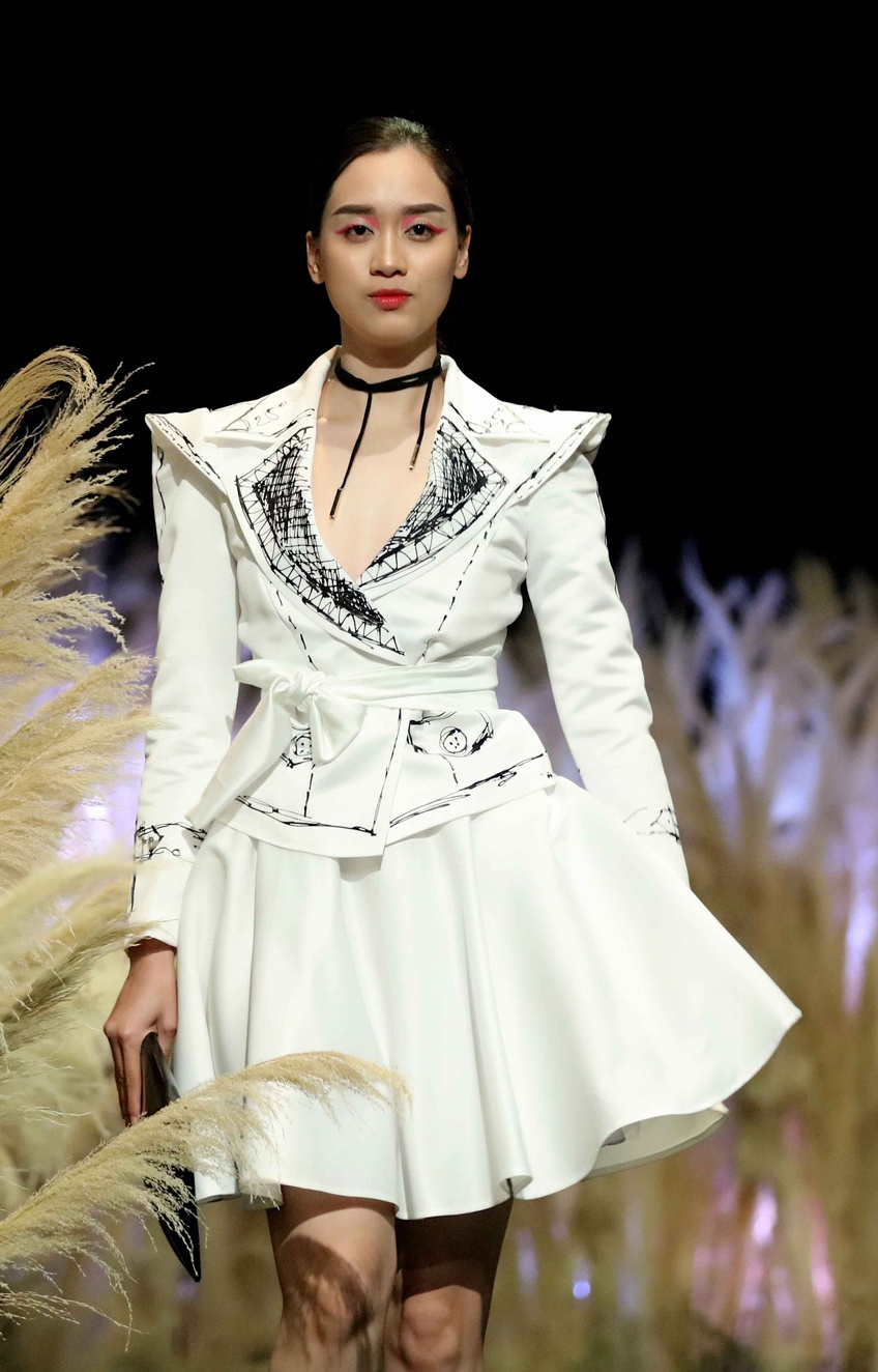 Người mẫu diện nội y ở Tuần lễ thời trang Việt ảnh 5 Nguoi mau dien noi y o Tuan le thoi trang Viet anh 5