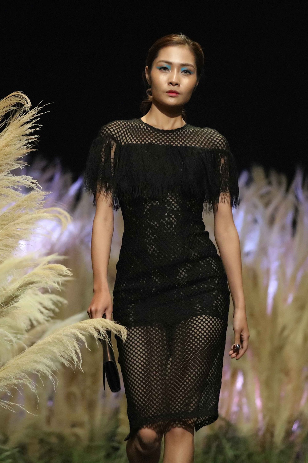 Người mẫu diện nội y ở Tuần lễ thời trang Việt ảnh 6 Nguoi mau dien noi y o Tuan le thoi trang Viet anh 6