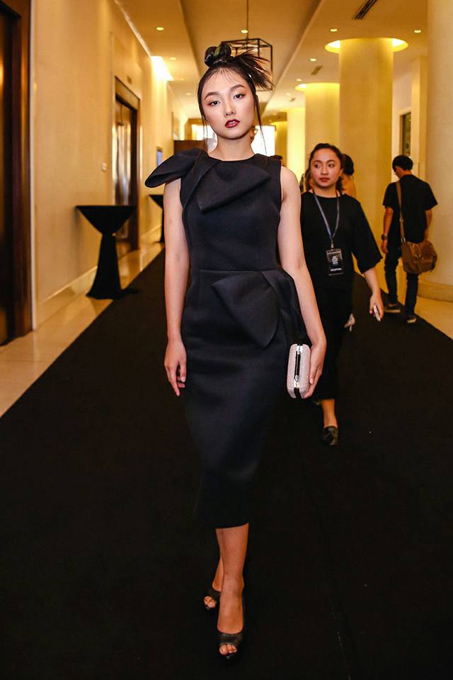 Sao Viet chuong loi trang diem mat A Dong anh 8