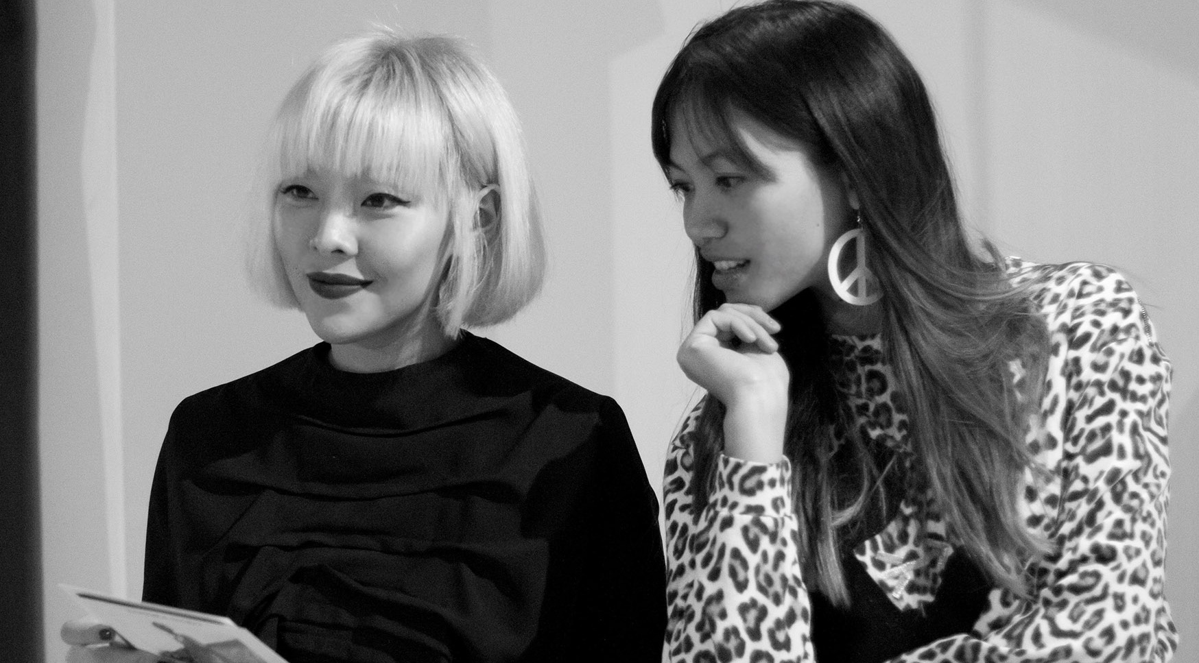 Nha tao mot Viet casting nguoi mau quoc te hinh anh