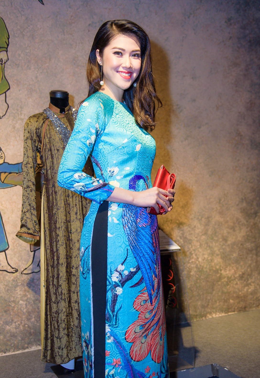 Dan sao Viet dien ao dai cach tan anh 11