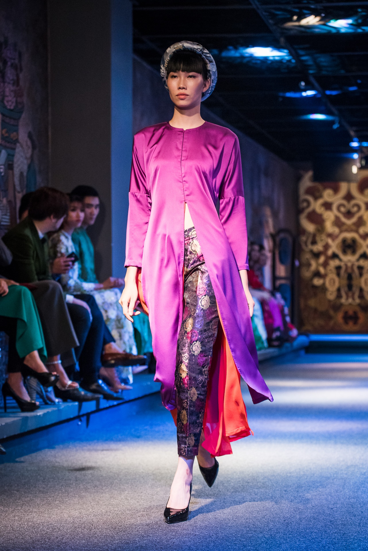 Vu Thu Phuong tro lai san dien anh 10