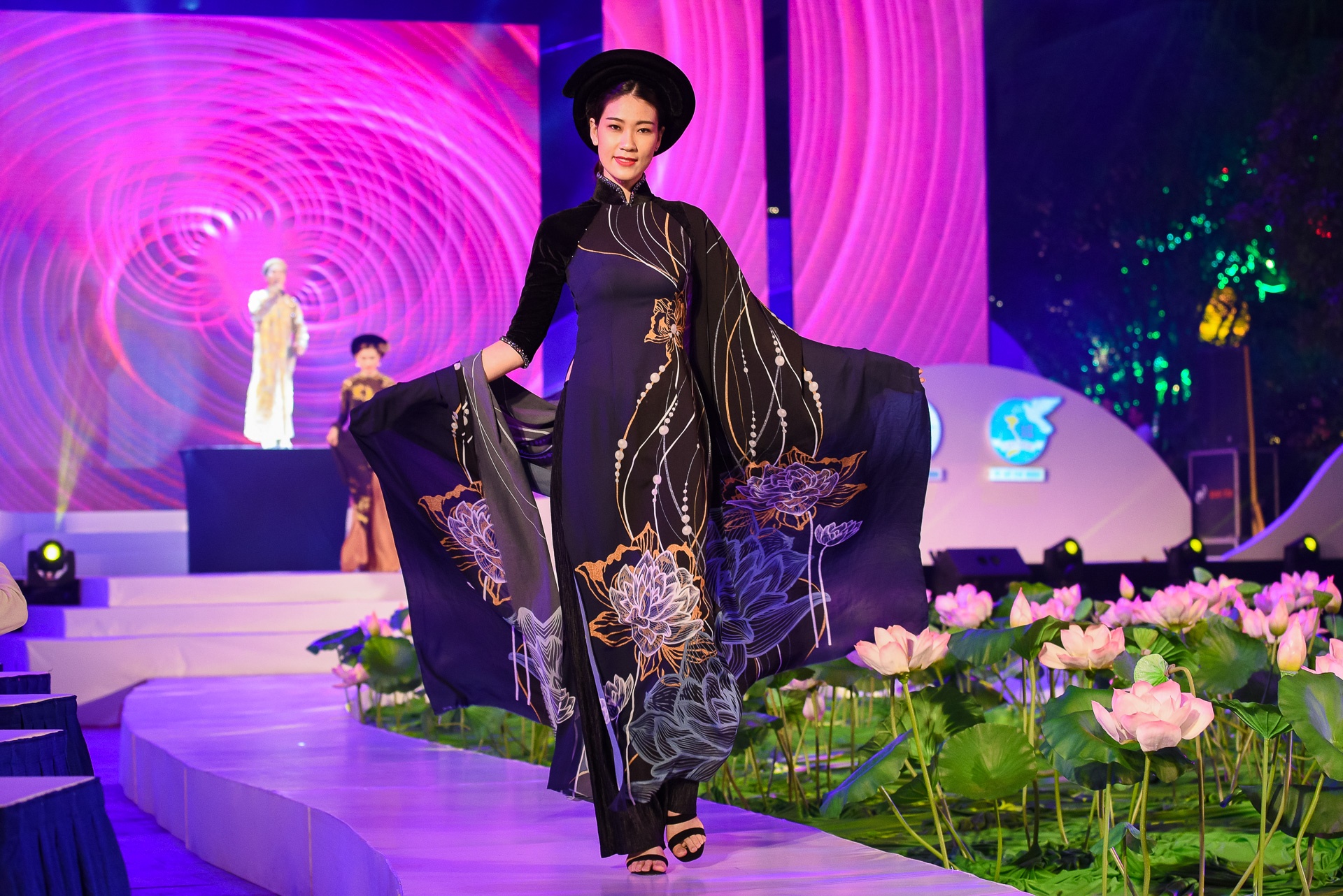Lễ hội áo dài 2017 ảnh 2 Le hoi ao dai 2017 anh 2