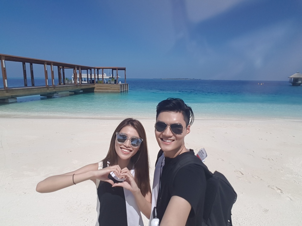 Quynh Chau Quang Hung du lich Maldives anh 2