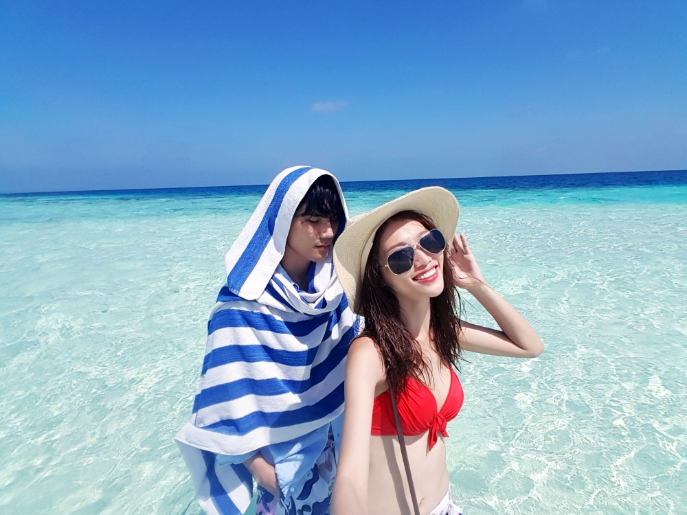 Quynh Chau Quang Hung du lich Maldives anh 4