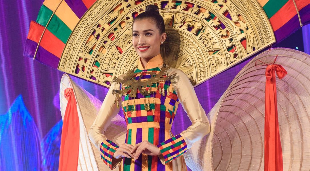 Dan mau Viet toa sang o be mac Le hoi Ao dai hinh anh