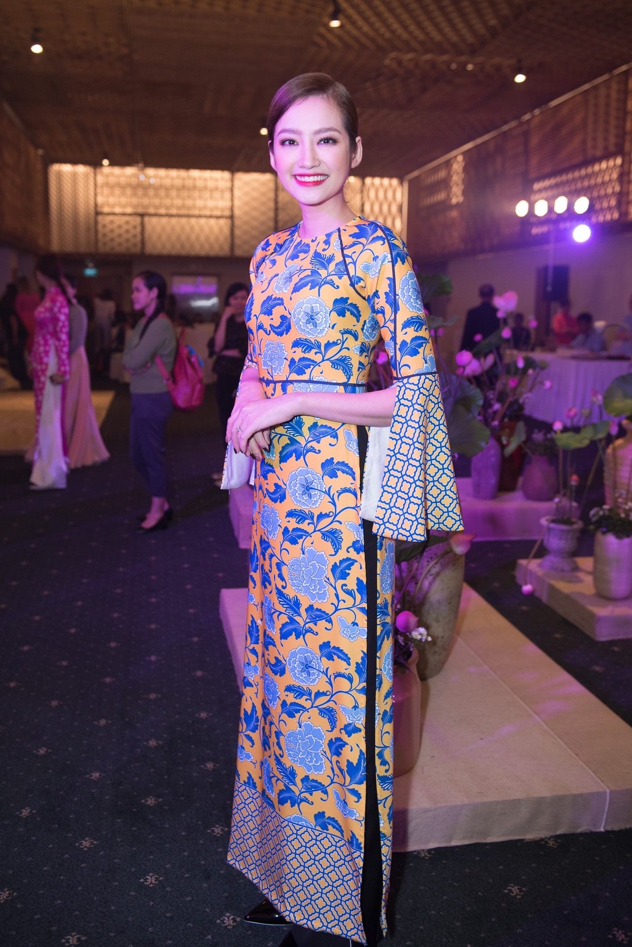 Đỗ Mỹ Linh dự bế mạc Lễ hội Áo dài ảnh 5 Do My Linh du be mac Le hoi Ao dai anh 5