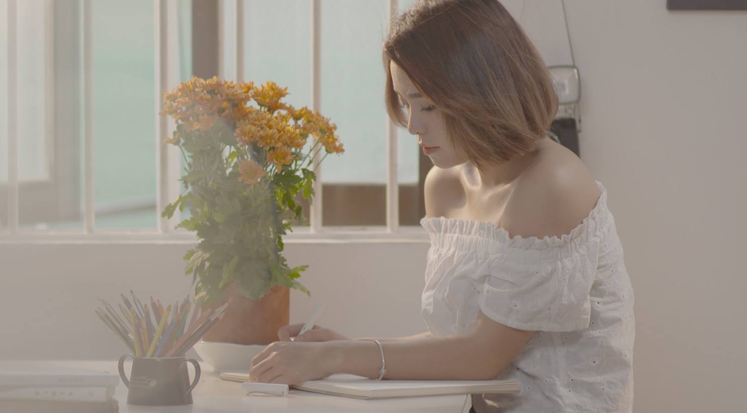 Thai Trinh sang tac ca khuc tang Quang Dang hinh anh