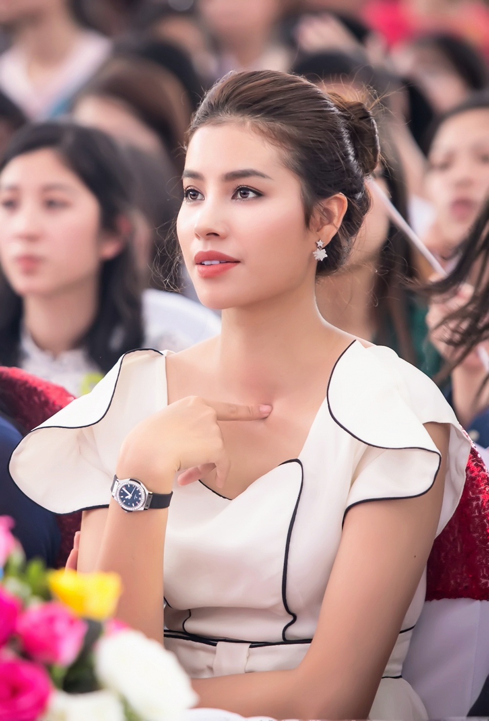 Pham Huong du giao luu van hoa Viet - Nhat anh 3