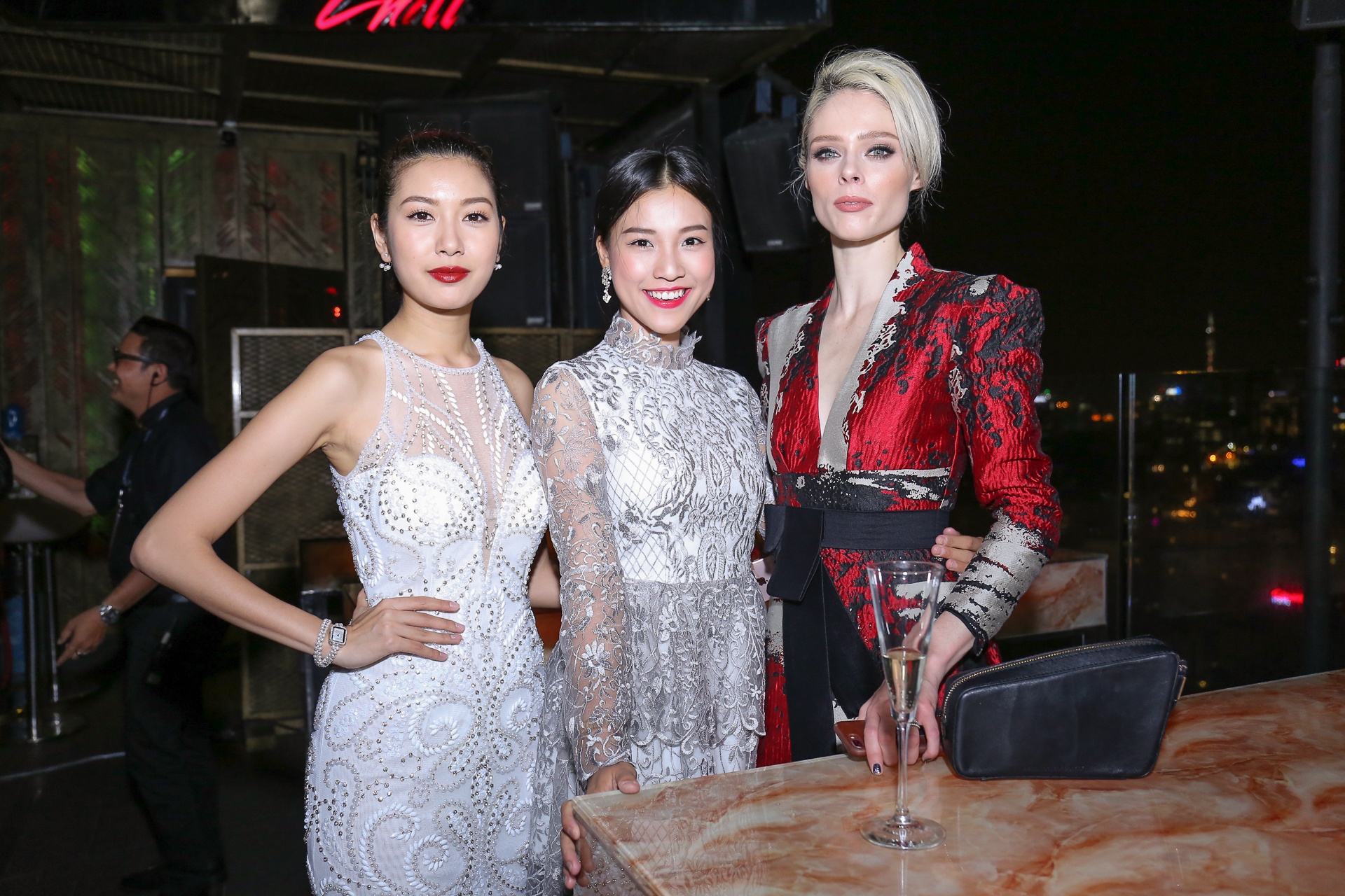 Dao dien phim 'Kong' hoi ngo Coco Rocha tai su kien anh 4