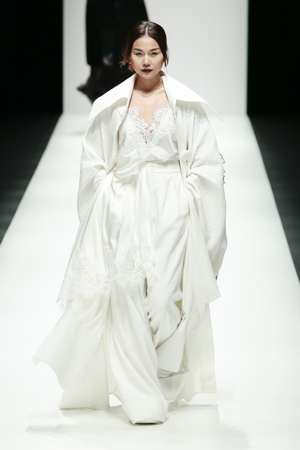 Thanh Hang lam vedette BST Em Hoa anh 2