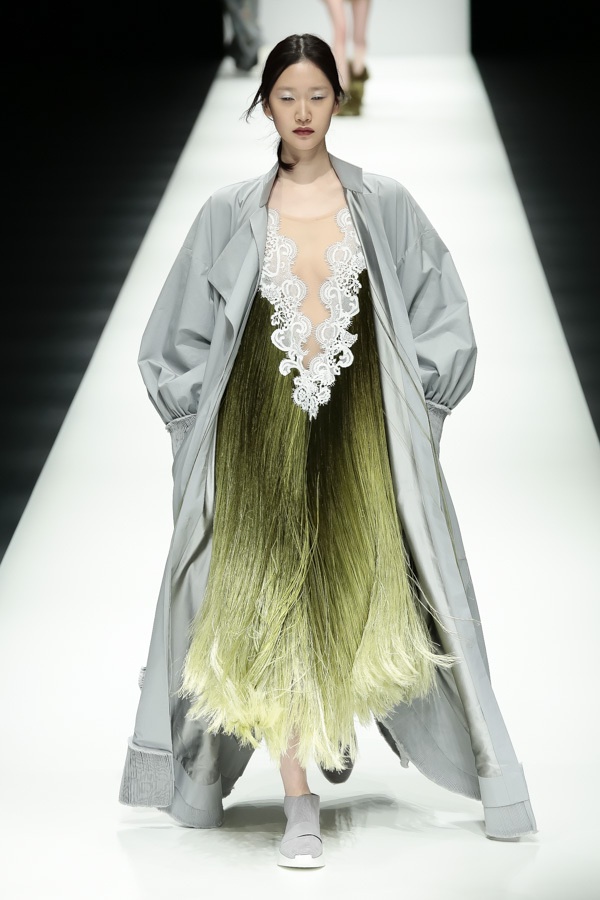 Thanh Hang lam vedette BST Em Hoa anh 11