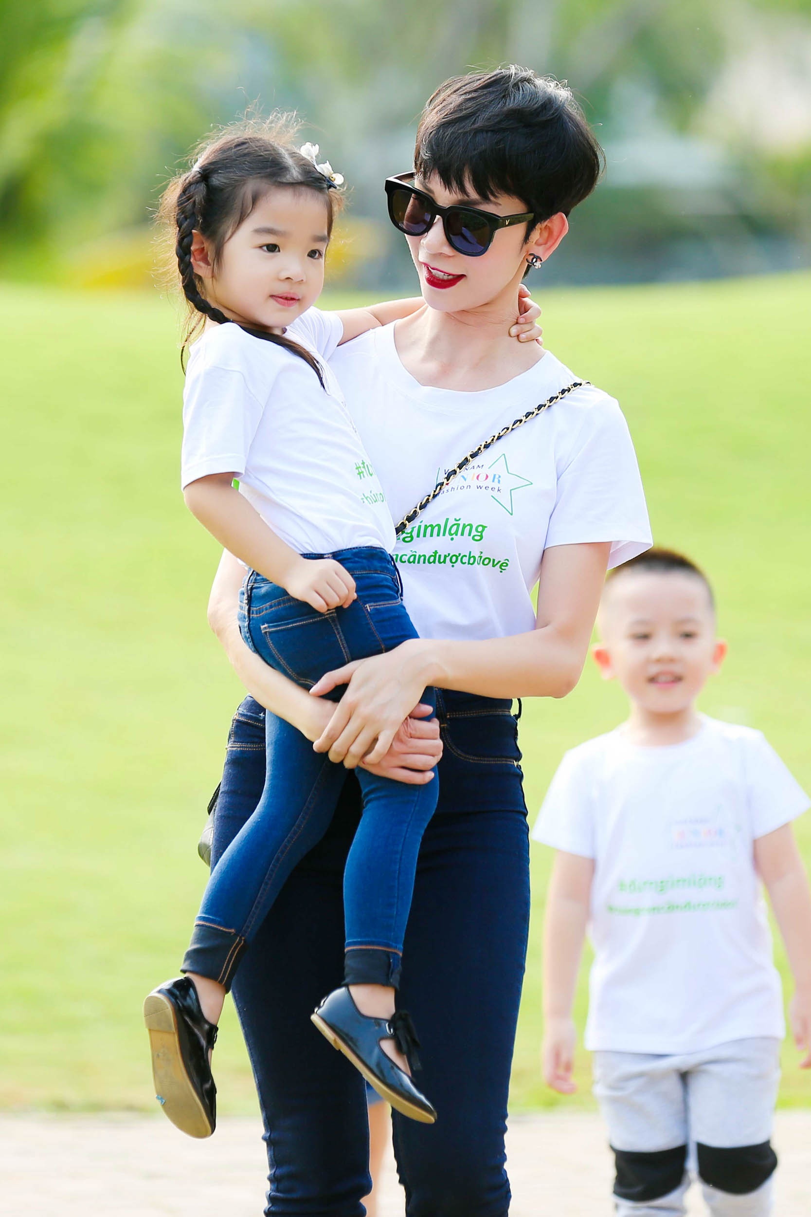 Xuân Lan, Ngô Thanh Vân kêu gọi bảo vệ trẻ em ảnh 3 Xuan Lan, Ngo Thanh Van keu goi bao ve tre em anh 3