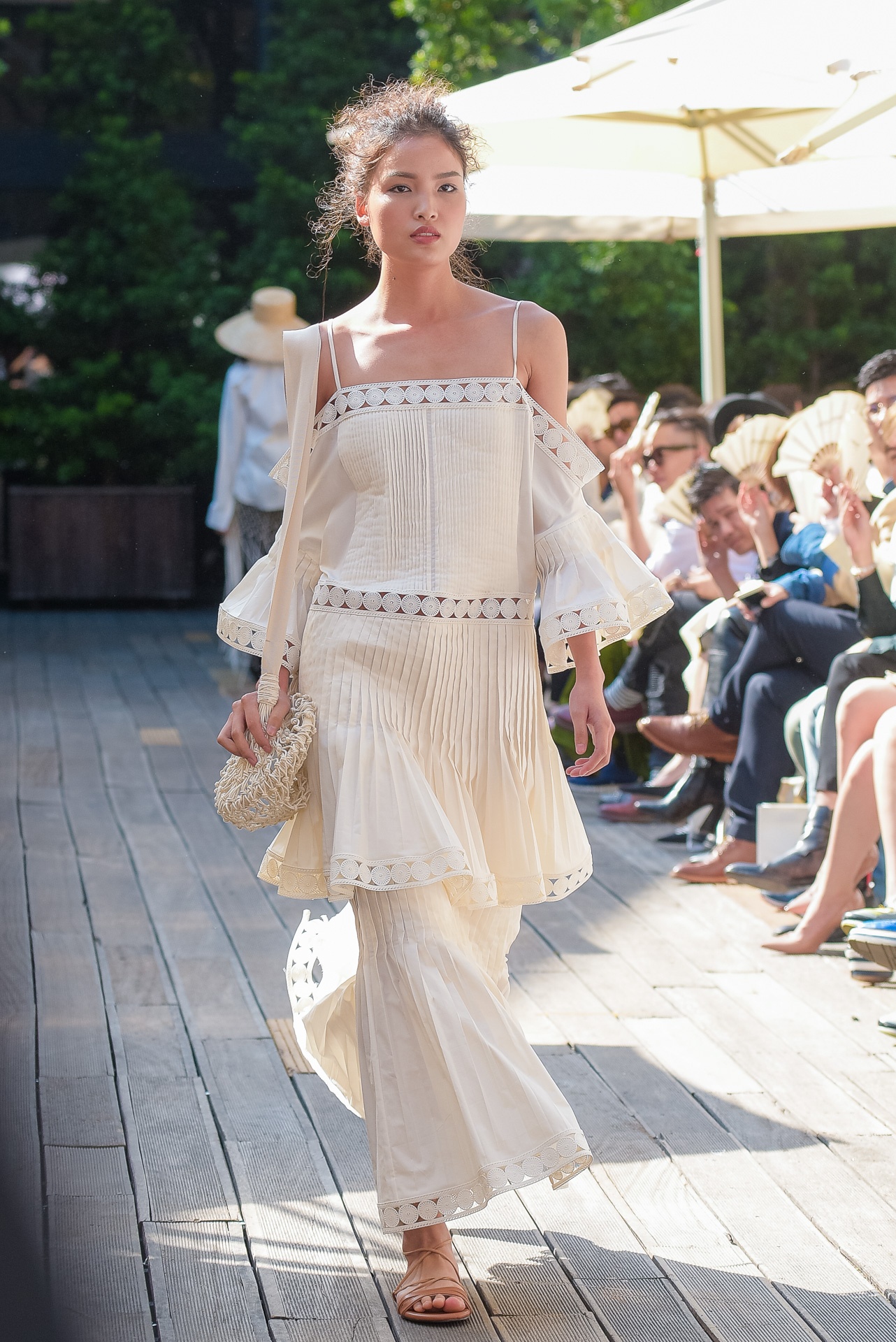 Lan Khue lam vedette show Lam Gia Khang anh 8