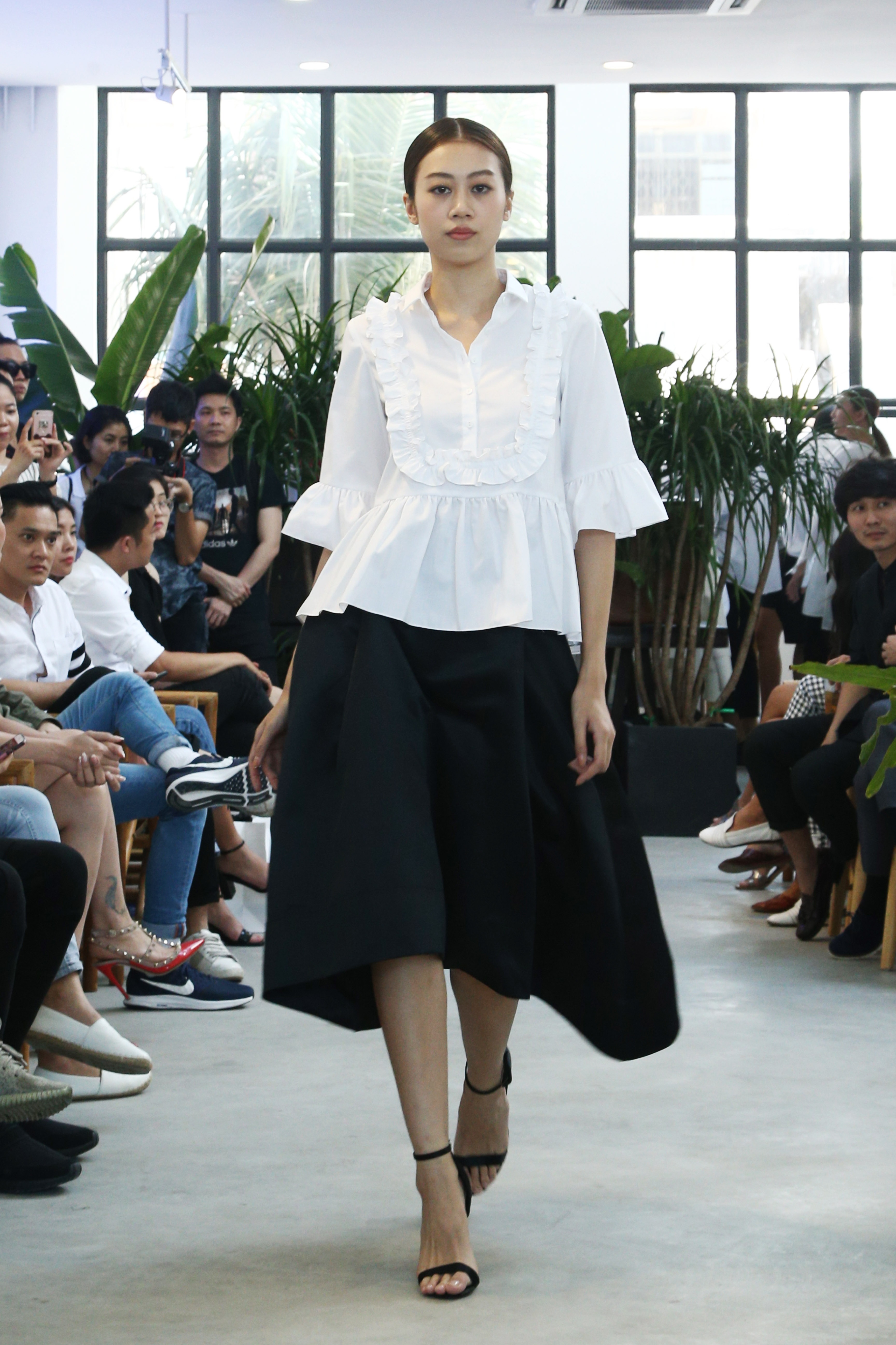 So mi bien tau anh 9