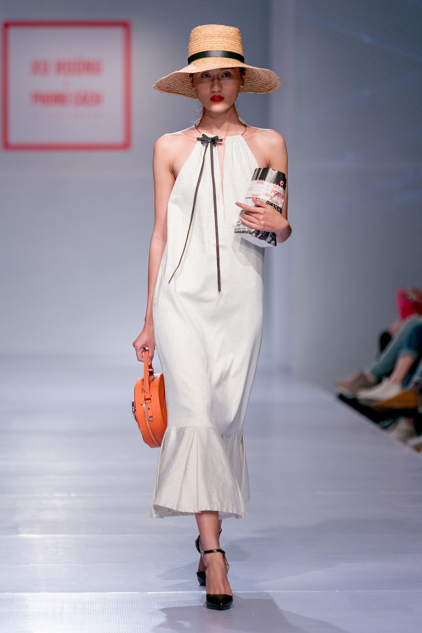 Lan Khue lam vedette anh 4