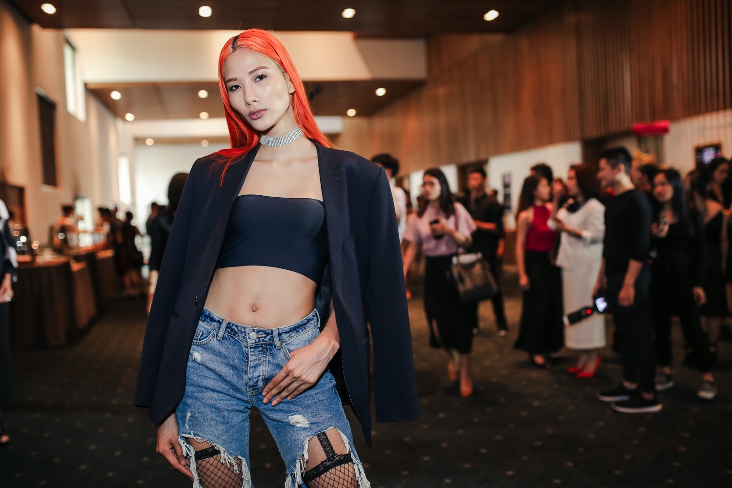 Hoang Thuy mac ca tinh o su kien anh 2