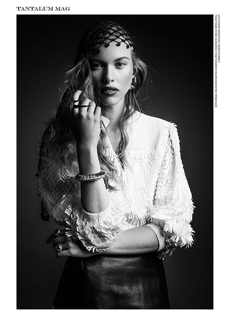 NTK Xuân mở màn Tuần lễ thời trang quốc tế VN ảnh 1 NTK Xuan mo man Tuan le thoi trang quoc te VN anh 1