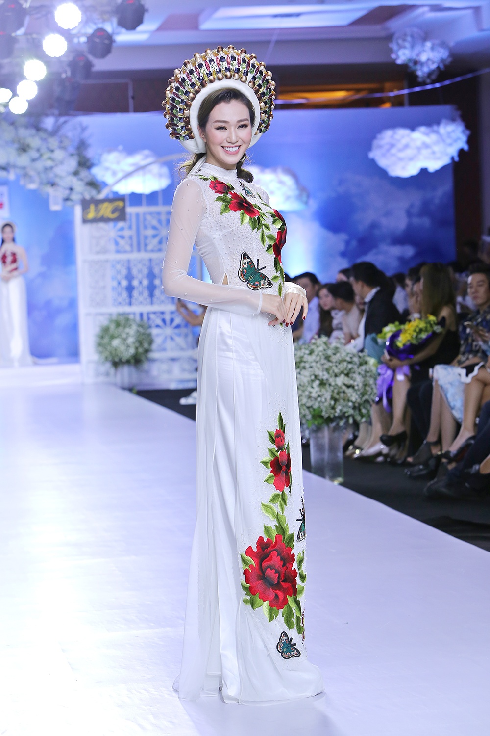 Nam Em,  Ngoc Duyen lam vedette anh 9