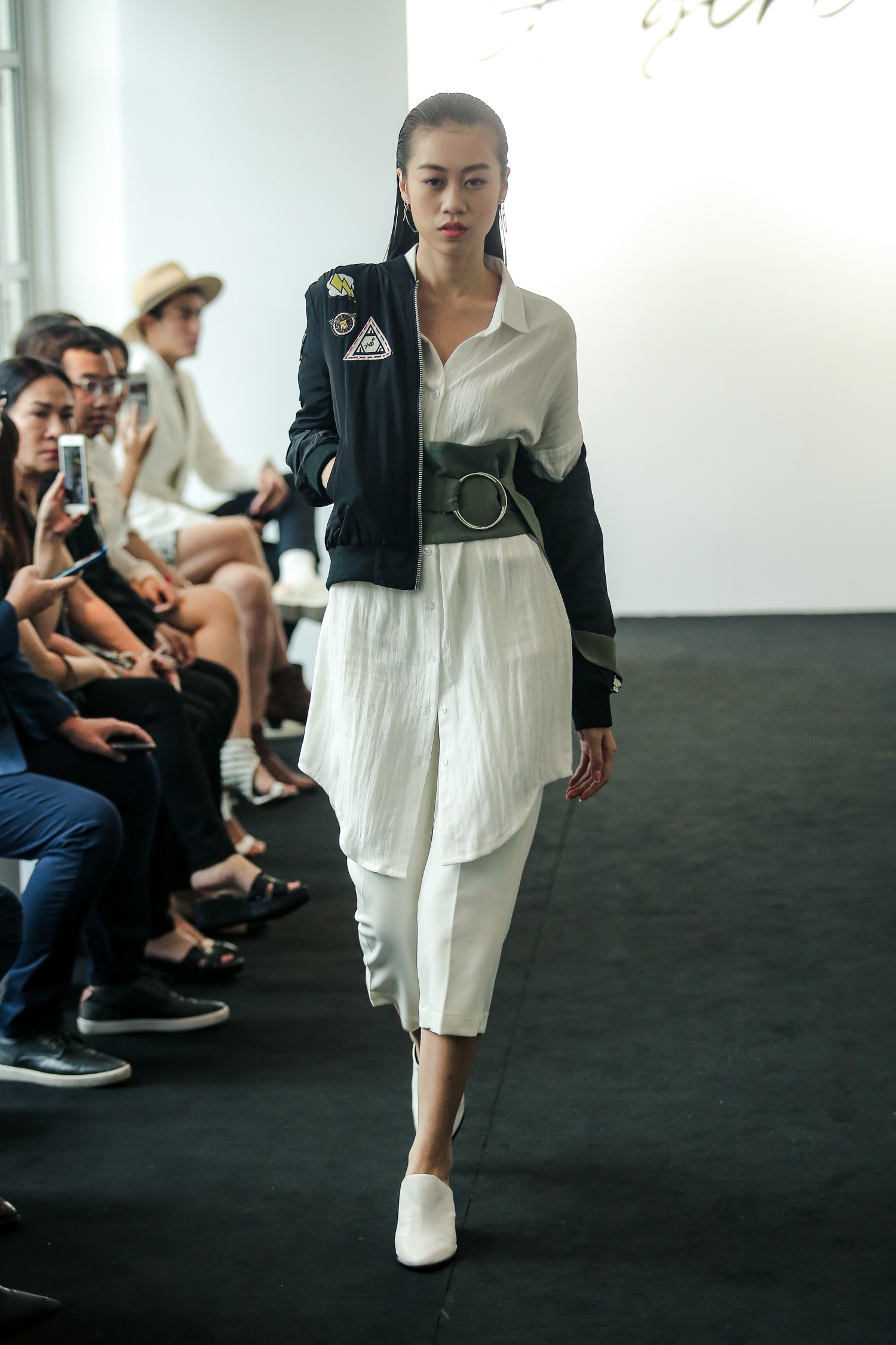 Phi Phuong Anh lam vedette show Phuong Trinh anh 6