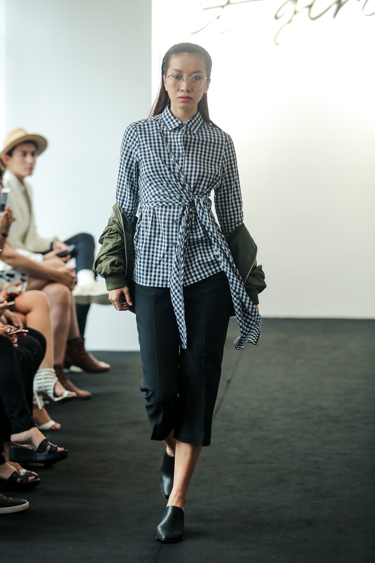 Phi Phuong Anh lam vedette show Phuong Trinh anh 8