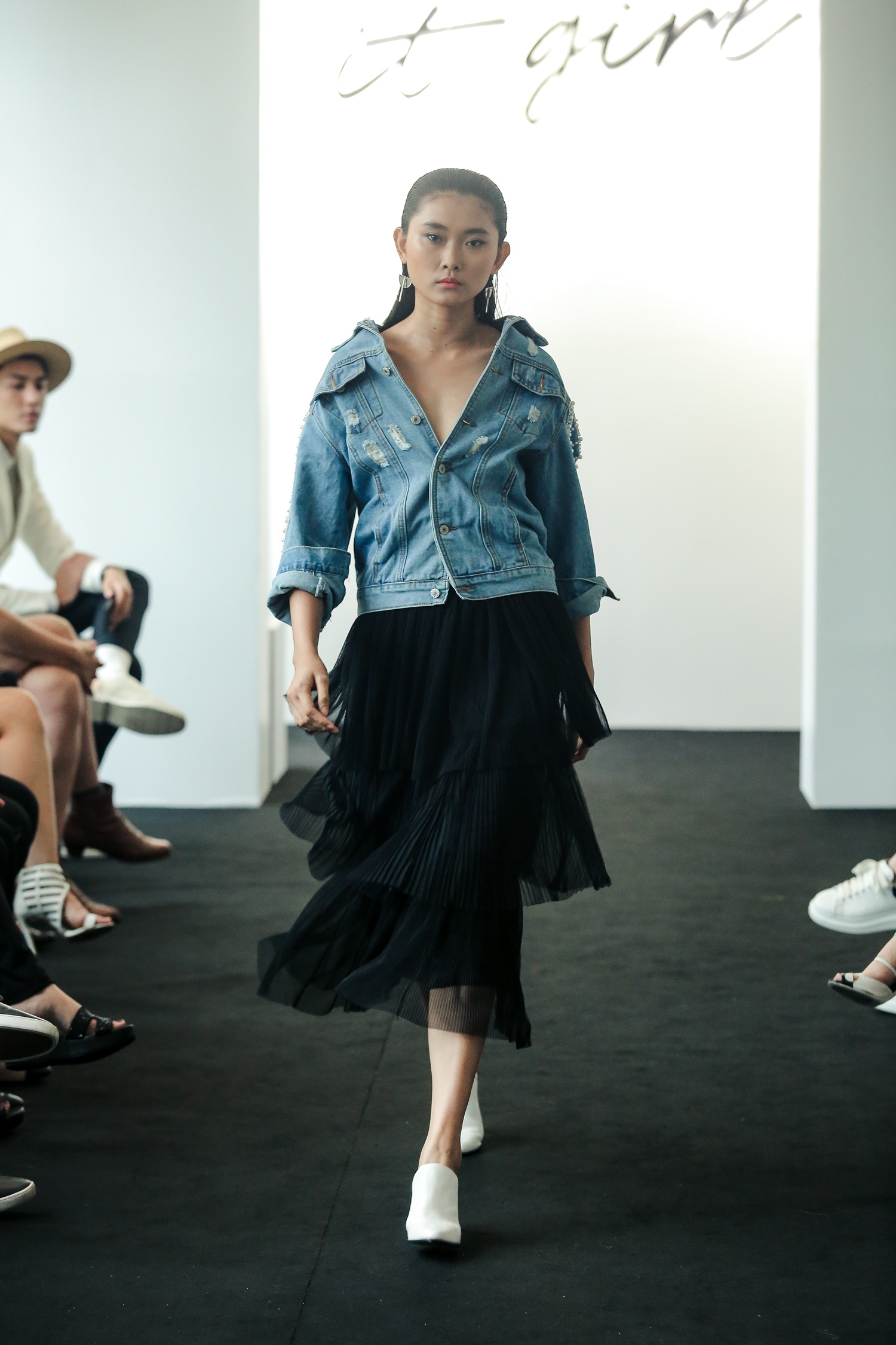 Phi Phuong Anh lam vedette show Phuong Trinh anh 3