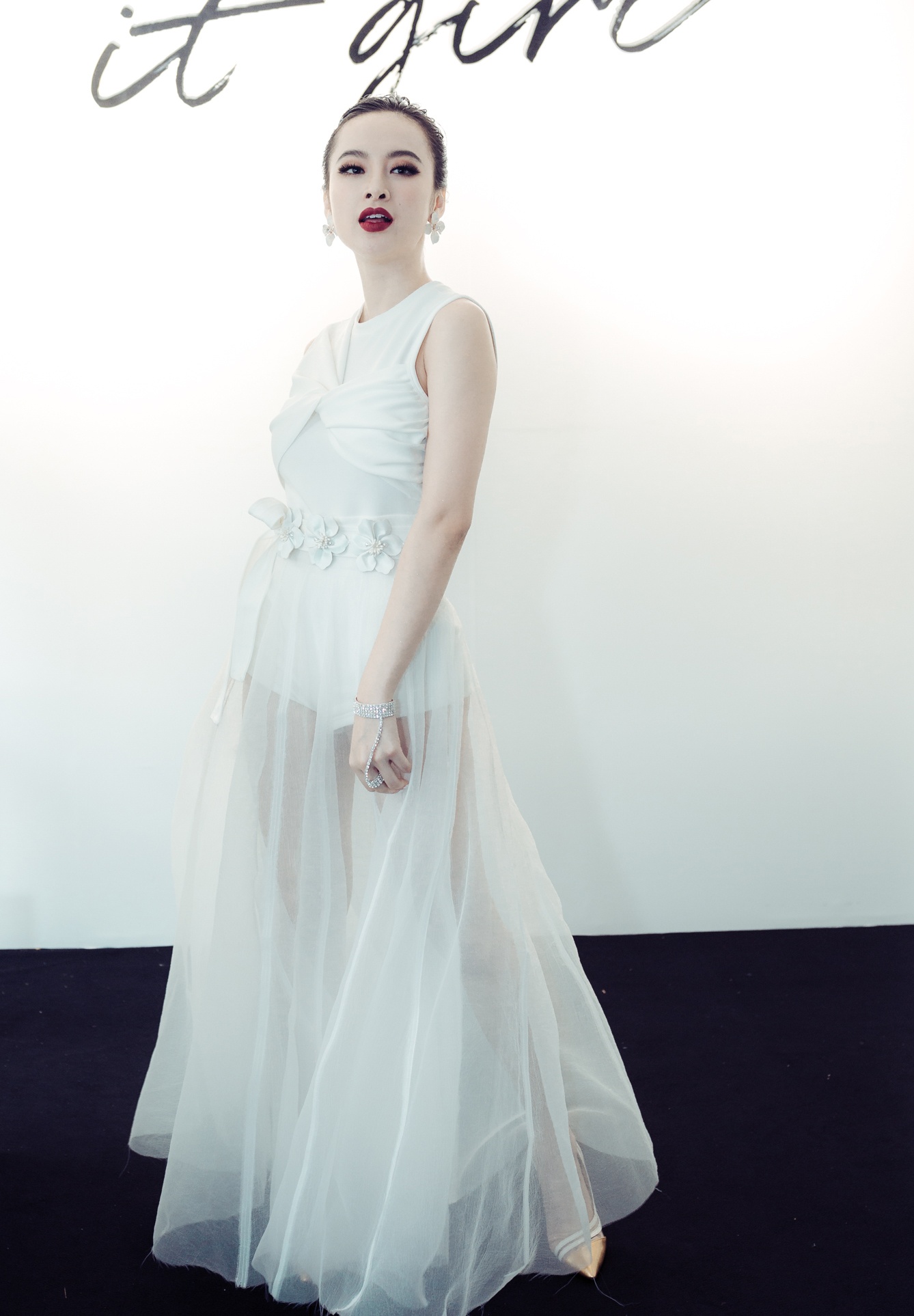 Phuong Trinh ra mat bo suu tap moi anh 1