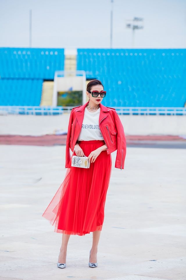 Midu,  Chi Pu mac dep nhat tuan qua anh 3