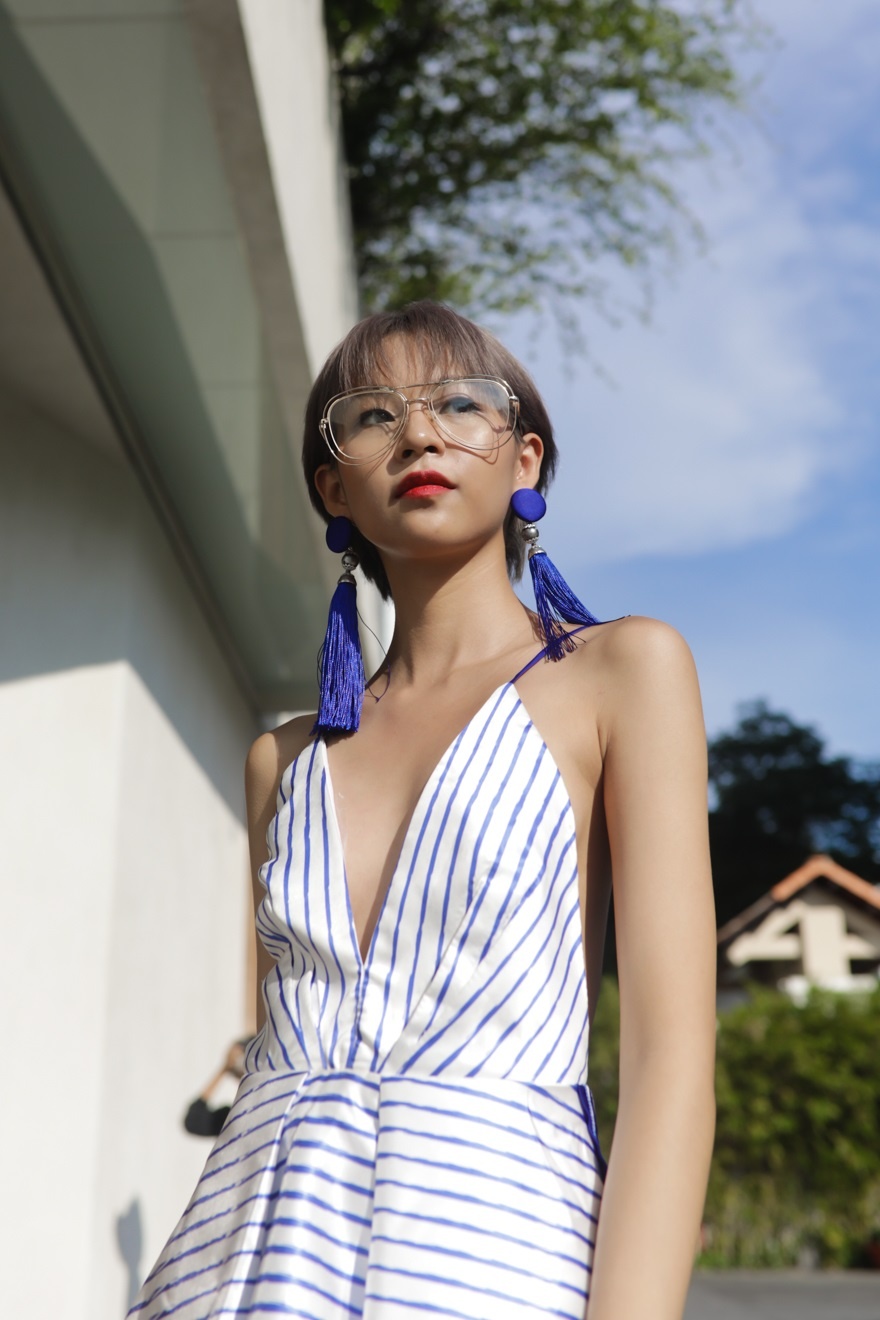 Phi Phuong Anh noi bat tren duong pho anh 1