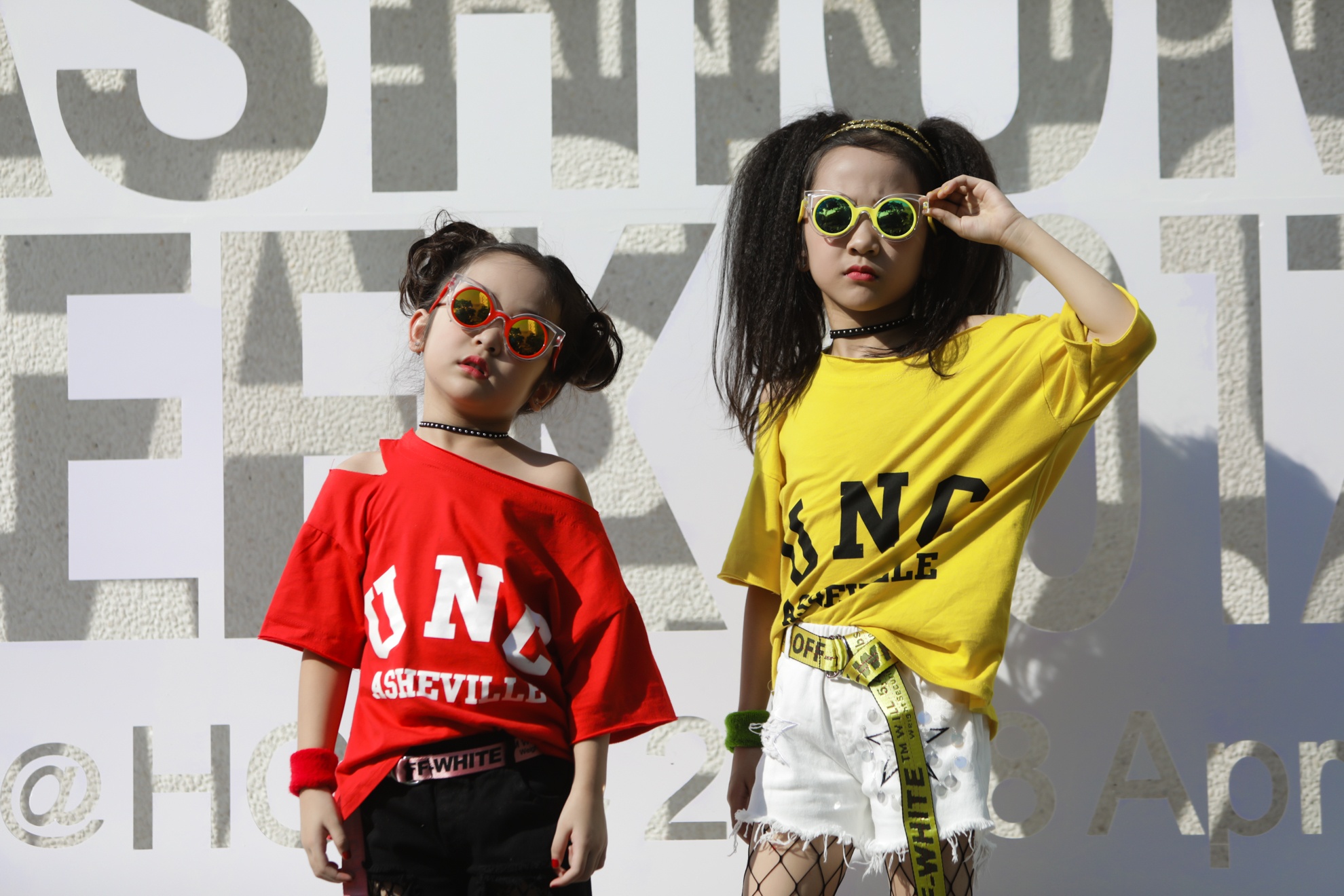 Phi Phuong Anh noi bat tren duong pho anh 13