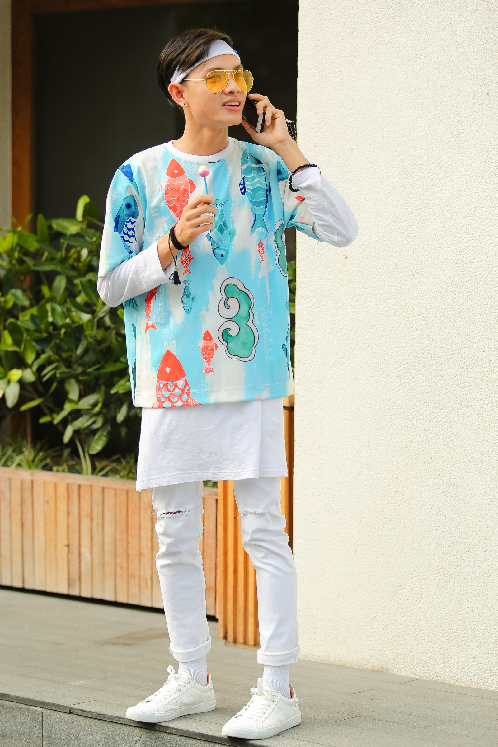 Street style mau sac song dong o Tuan le thoi tran anh 11