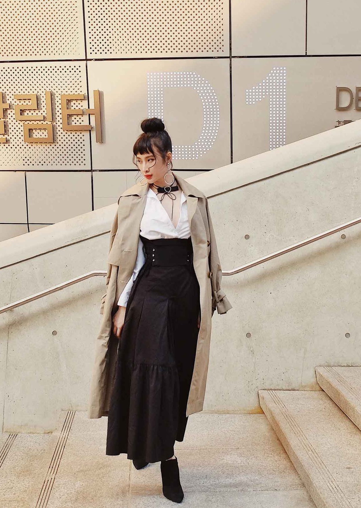 Phuong Trinh sanh dieu tren pho Han Quoc anh 3