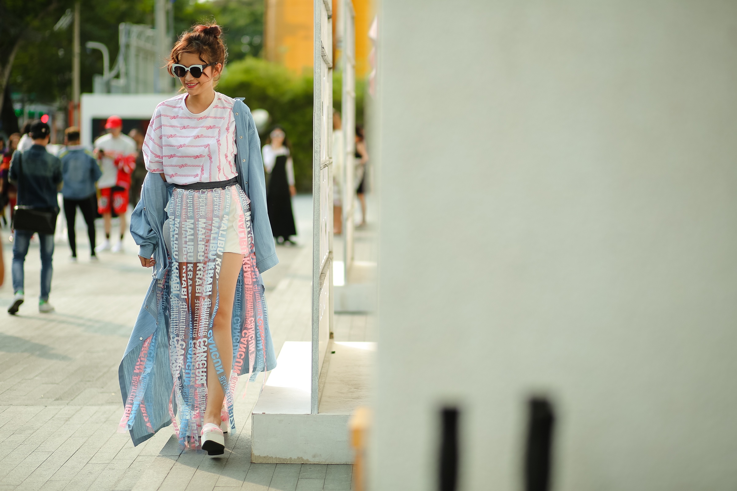 Chan dai Viet an van noi loan anh 5