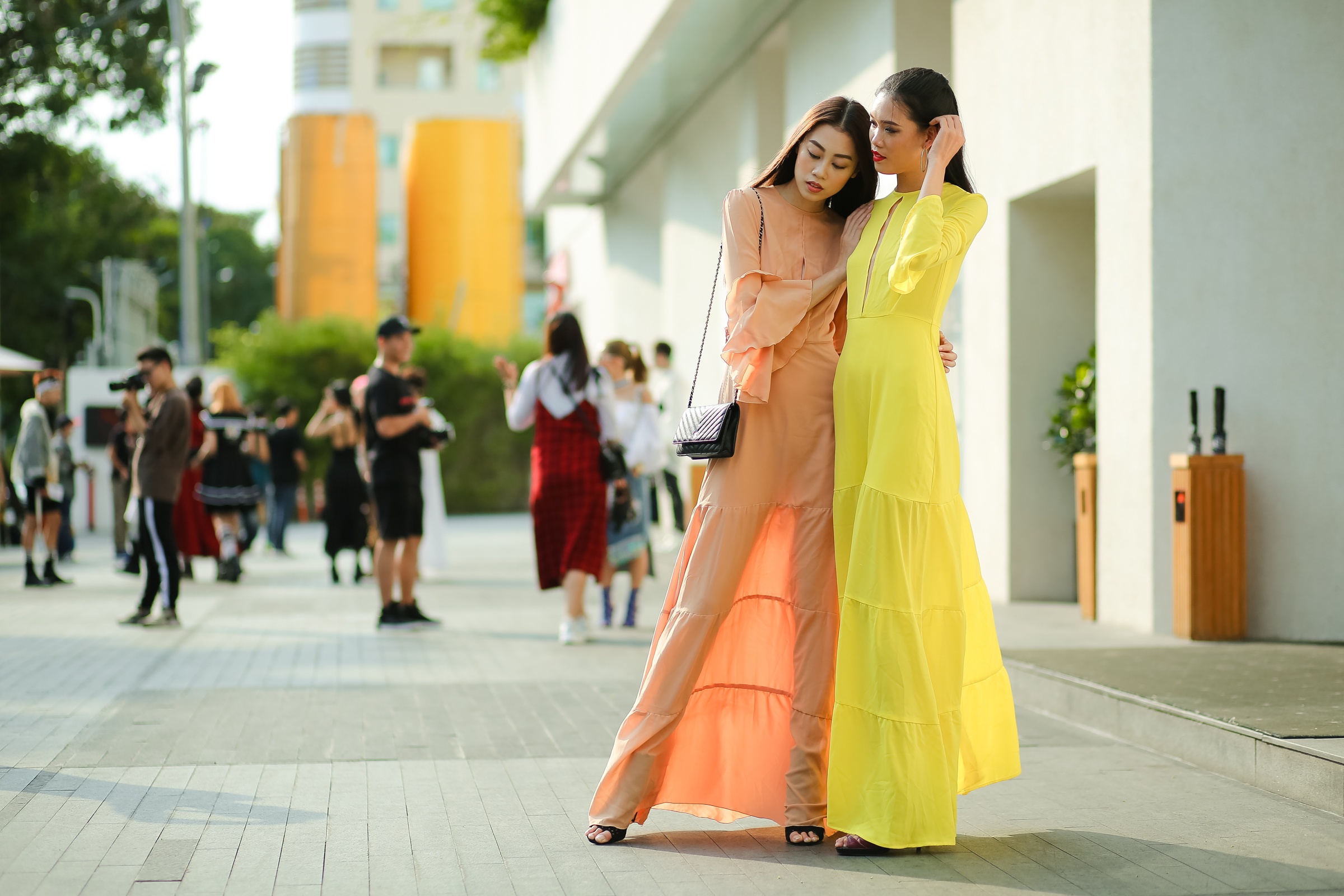 Chan dai Viet an van noi loan anh 8