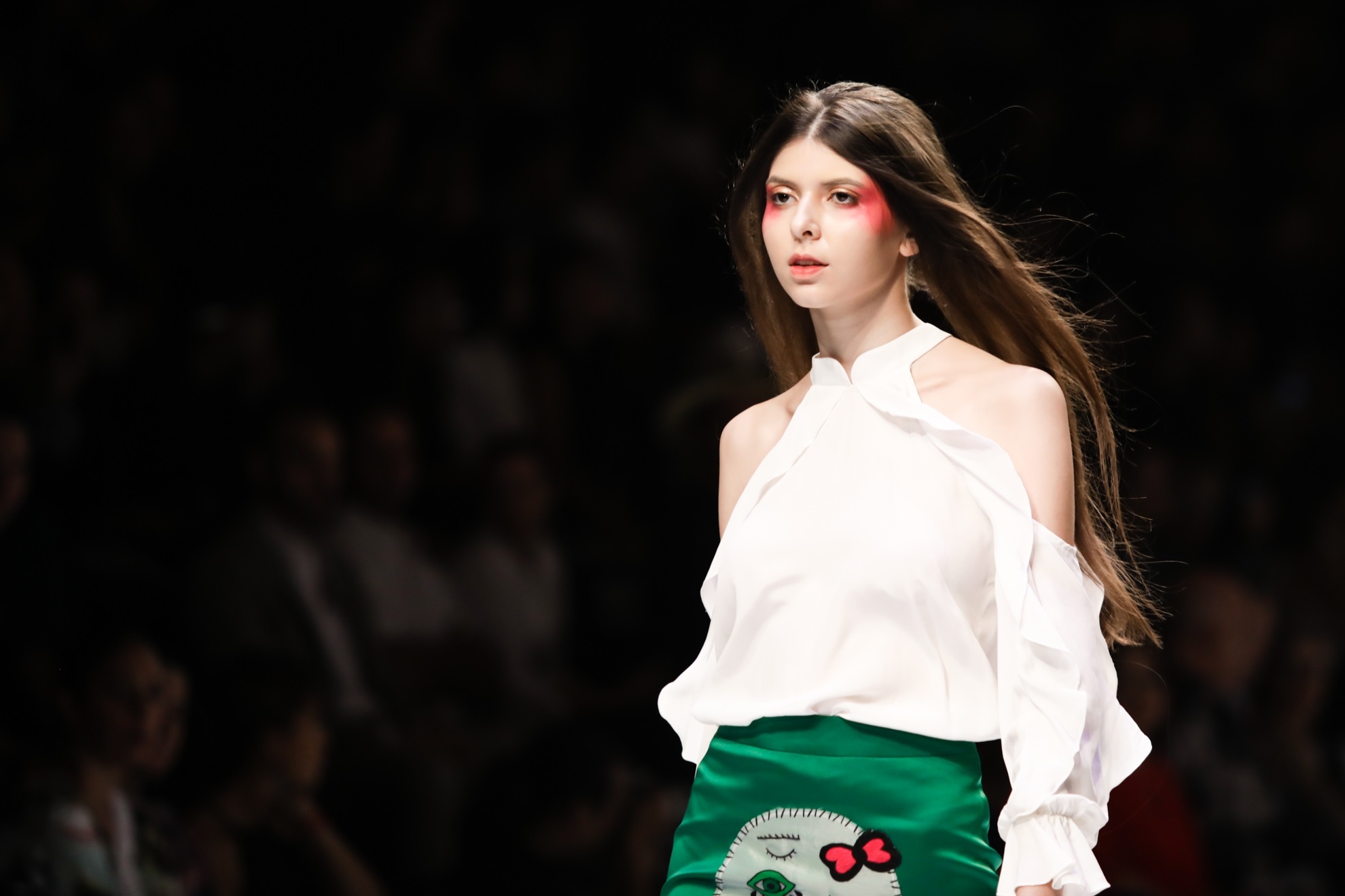 Vo Hoang Yen lam vedette du da giai nghe anh 4