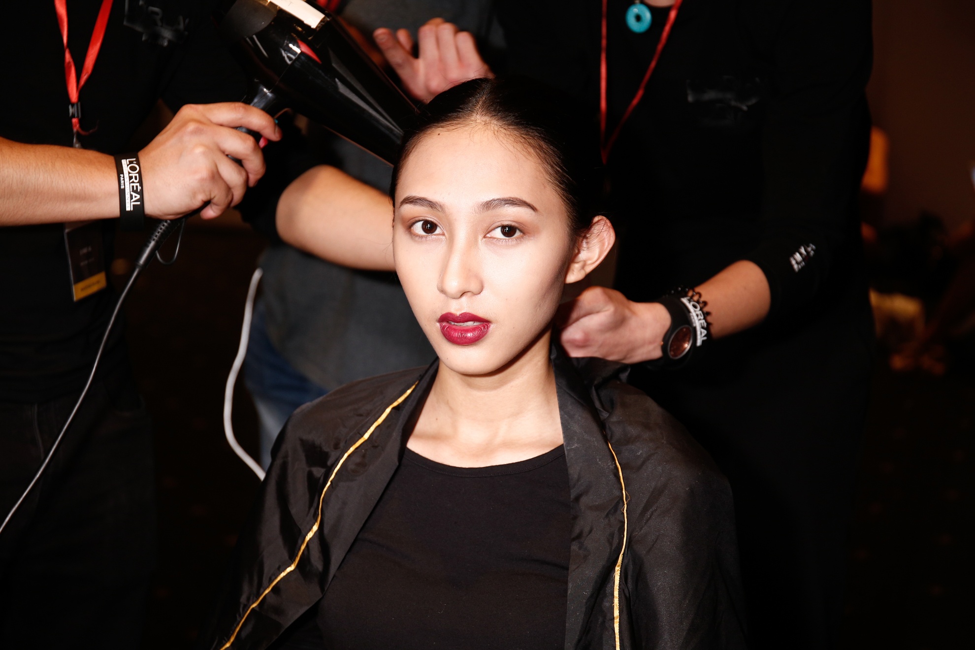 Tuan le thoi trang lang xe trang diem mau nong anh 3