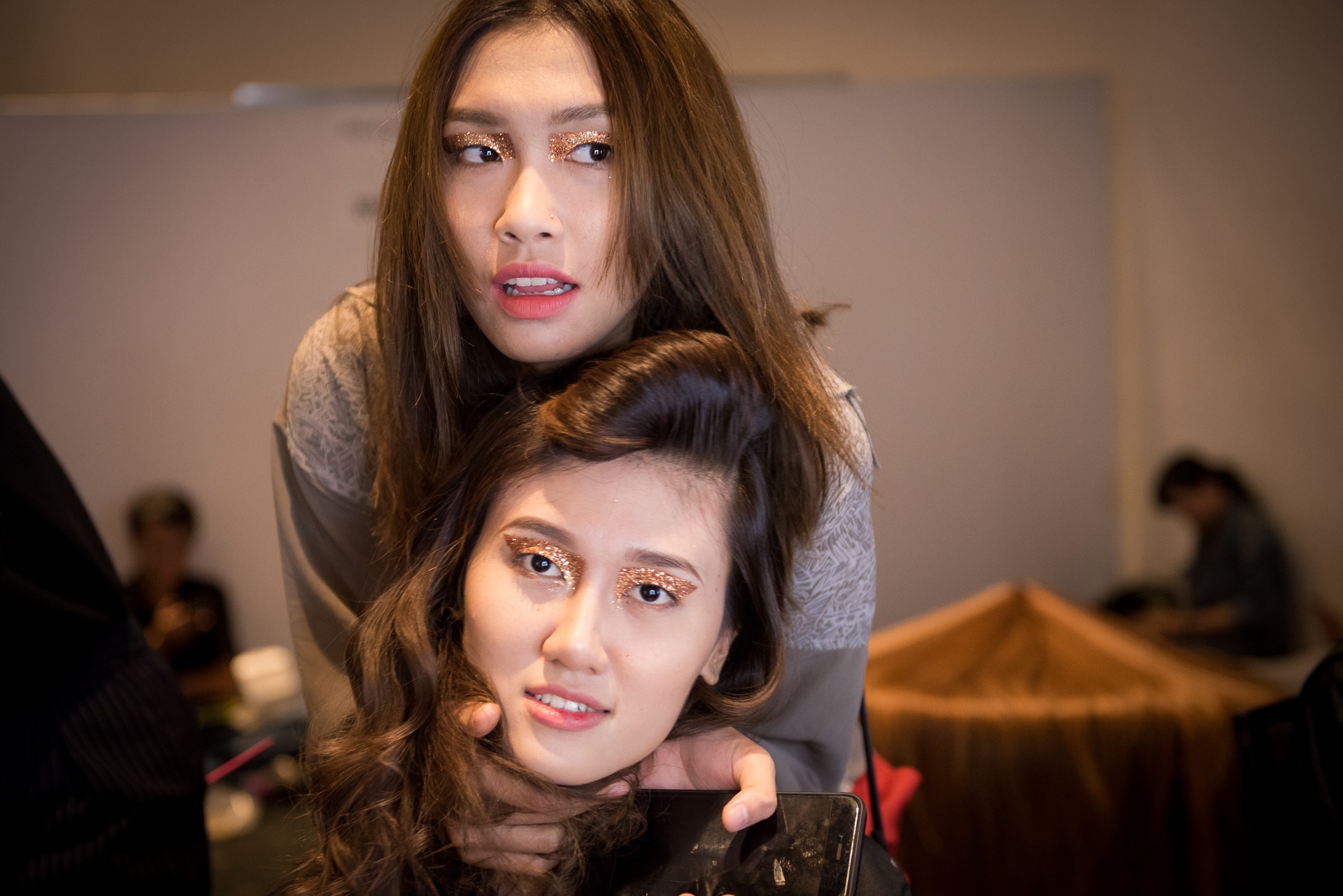 Chan may sac mau noi bat o  Tuan le Thoi trang anh 8