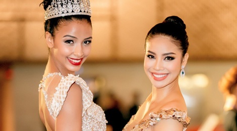 Hoa hau Phap toi Viet Nam dien show Hoang Hai hinh anh