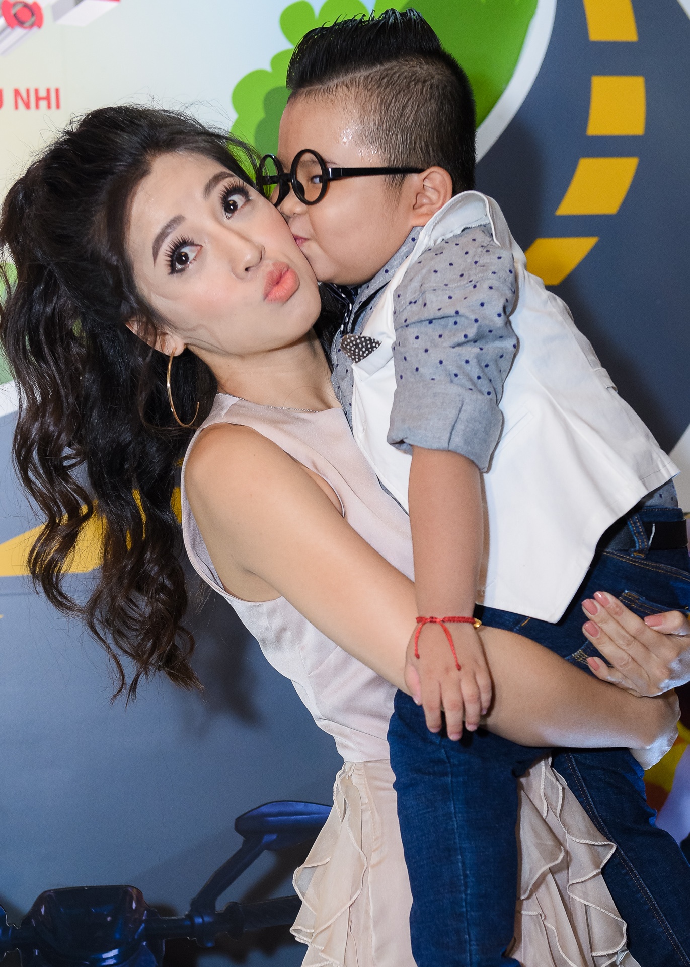 Ku Tin gap go doan phim 'Anh em sieu quay' anh 3