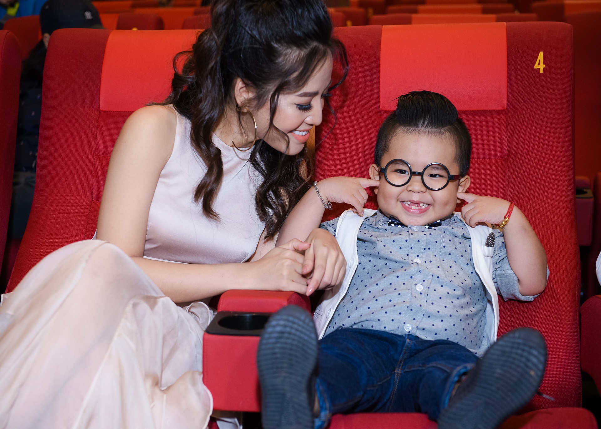 Ku Tin gap go doan phim 'Anh em sieu quay' anh 4