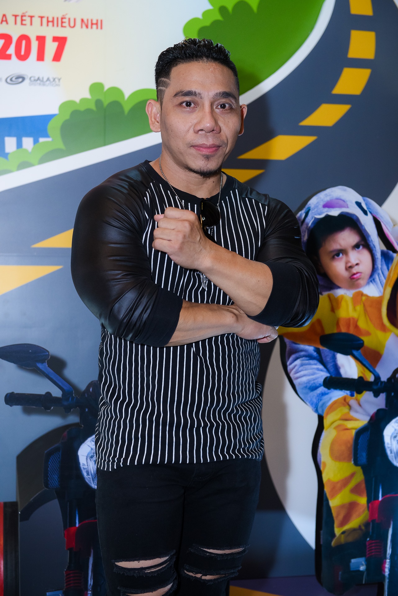 Ku Tin gap go doan phim 'Anh em sieu quay' anh 6