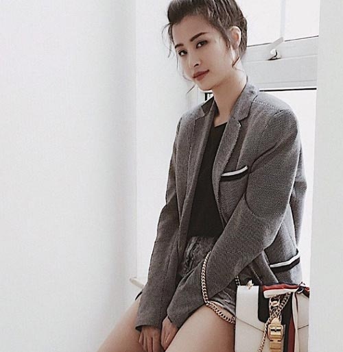 Dong Nhi tay choi hang hieu Vbiz anh 11