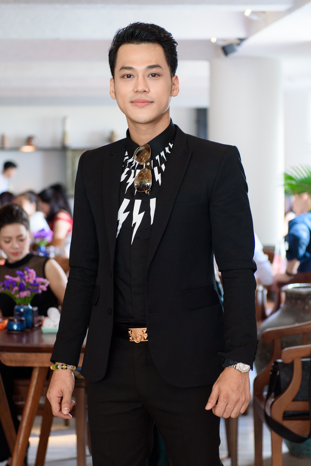 Dan sao Viet du show thoi trang anh 11